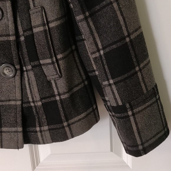 Old Navy Plaid Pea Coat - Picture 5 of 7